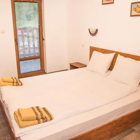 Villa Zaburdo בית כפרי *